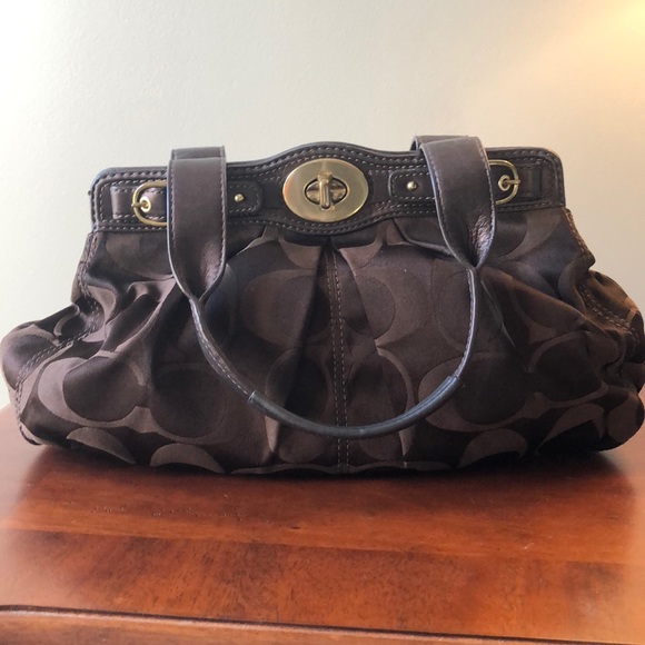 Signature COACH fabric brown purse with lilac lining 💜 - Picture 6 of 7